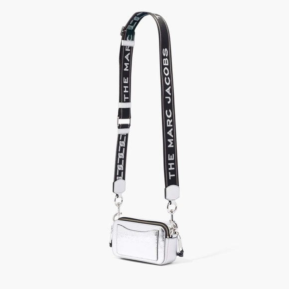 BNWT Marc Jacobs The Snapshot Metallic Striped Crossbody Bag in Silver - Picture 6 of 12